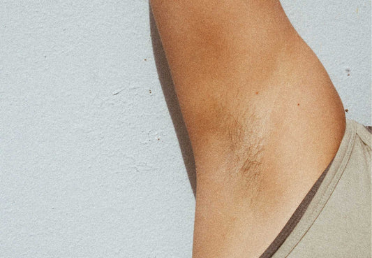 Deodorant Nasıl Kullanılır? Koltuk Altına Deodorant Sıkmak Zararlı Mı?