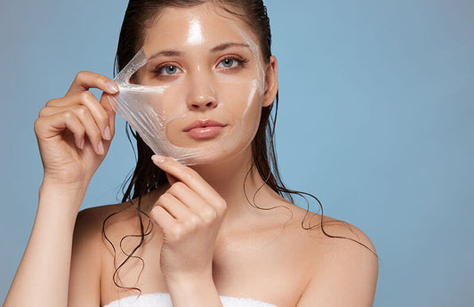 Pürüzsüz, Sağlıklı Bir Cilt İçin Yüze Nasıl Peeling Yapılır?